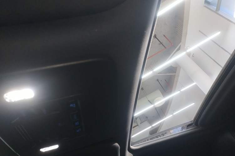 Used Toyota Avalon 2021 2.5L Luxury Edition
