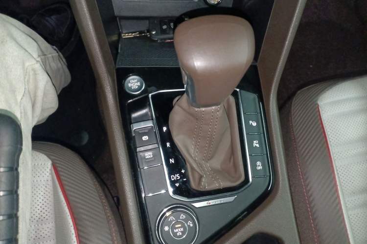 Used Volkswagen Tiguan L 2022 380TSI Automatic All-Wheel Drive R-Line Flagship 7-Seater