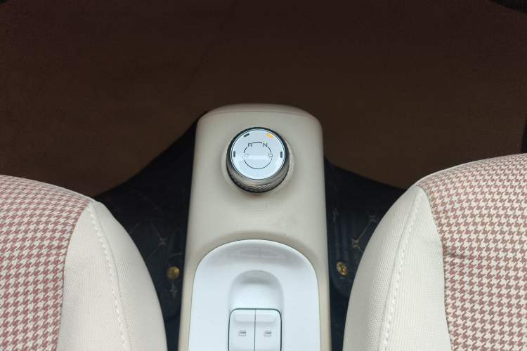 Used Wuling Hongguang MINIEV 2024 3rd Generation 215km Advanced Version