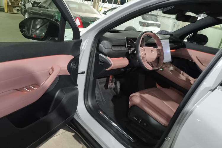 Used Nio EC6 2023 75 kWh
