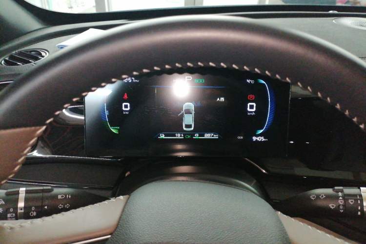 Used BYD Qin PLUS 2024 HONOR Edition DM-i 55KM Leading Model
