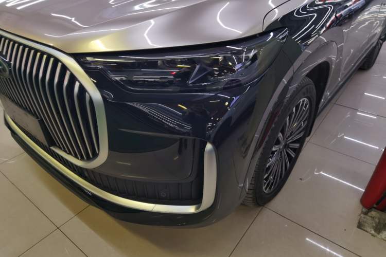 Used Chery Tiggo 9 C-DM 2025 1.5T 106KM Ultra-Enjoyment Version 5 Seats Lithium Iron Phosphate
