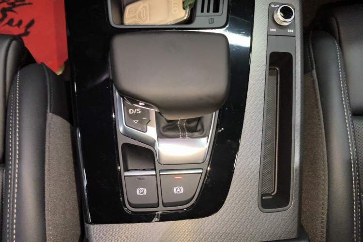 Used Audi Q5L 2024 40 TFSI Luxury Dynamic Edition