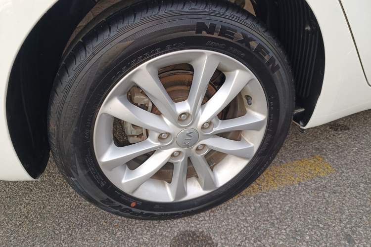 Used Kia K3 2016 1.6L Automatic with Sunroof