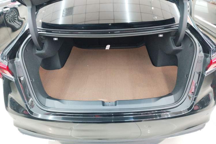 Used Buick LaCrosse 2023 28T Prestige Edition
