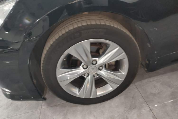 Used Toyota Crown 2015 2.0T Fashion Edition
