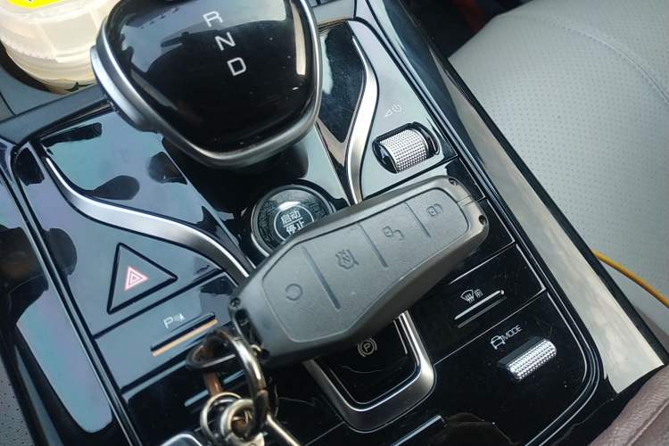 Used BYD Qin PLUS 2024 HONOR Edition DM-i 55KM Leading Model
