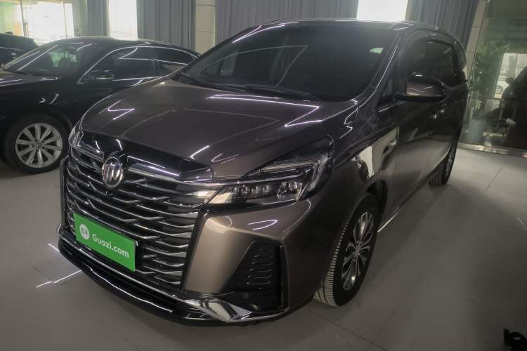 Used Buick GL8 2023 Land Executive Class Comfort Model