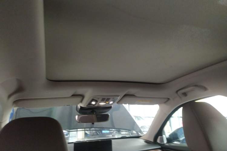 Used Wey VV6 2020 2.0T Two-Wheel Drive Zhiyue+
