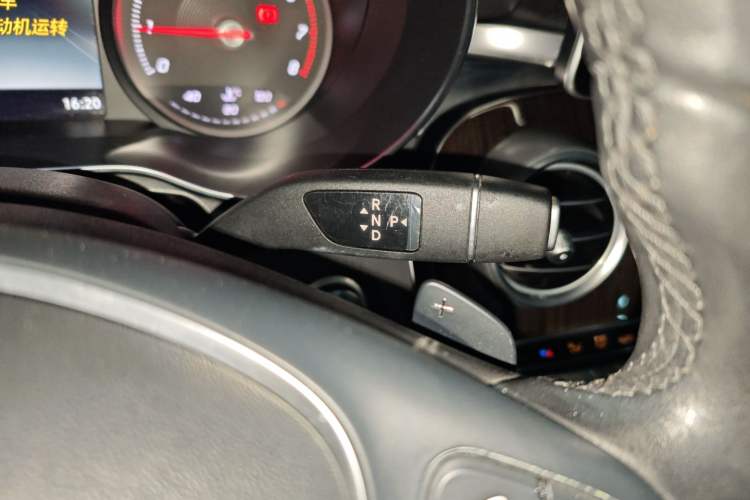 Used Mercedes-Benz GLC 2018 Facelifted GLC 260 4MATIC Dynamic Edition