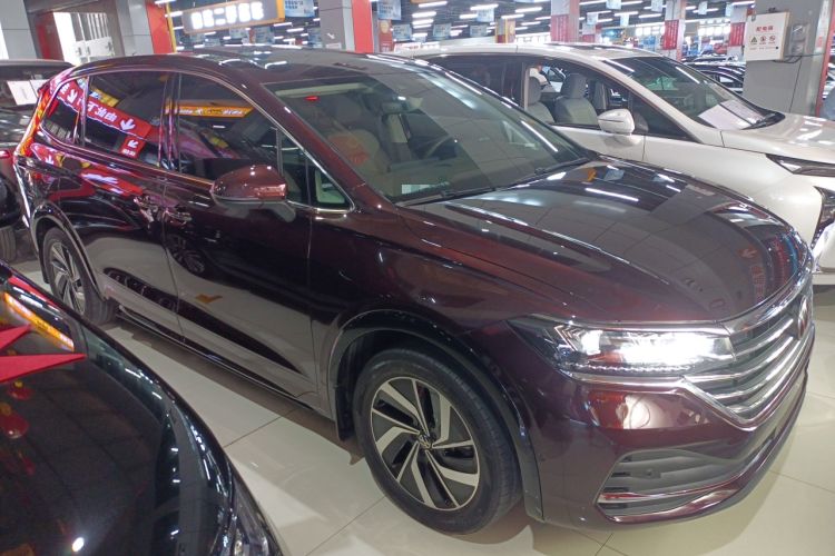 Used Volkswagen Viloran 2022 380TSI Luxury Edition
