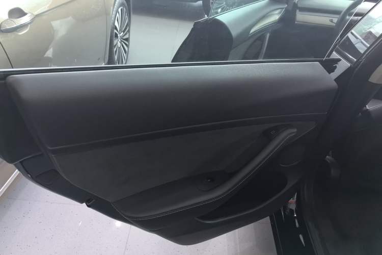 Used Tesla Model 3 2022 Rear-Wheel-Drive Version