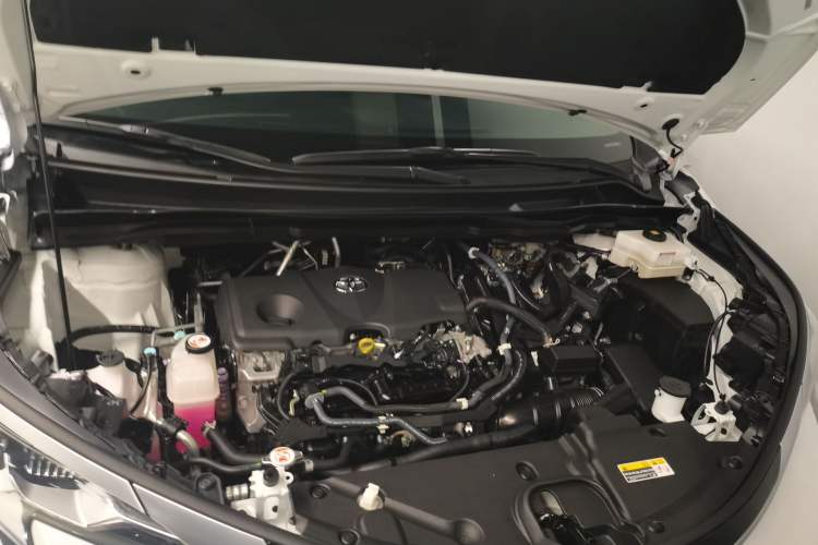 Used Toyota Sienna 2023 2.5L Hybrid Deluxe Edition
