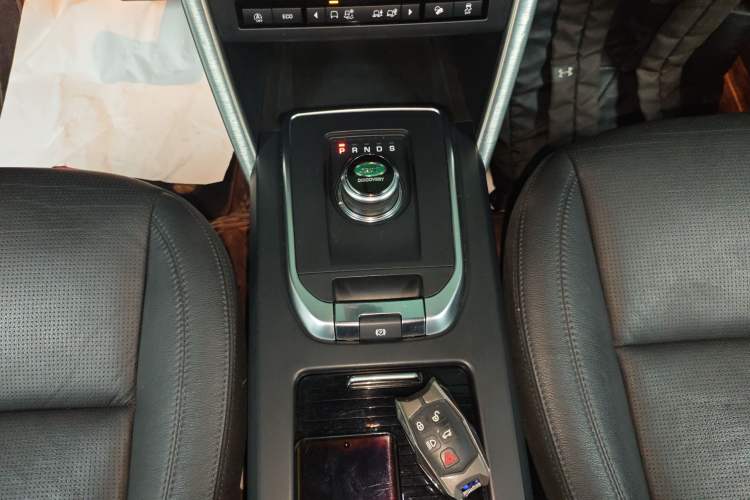 Used Land Rover Discovery Sport 2018 240 PS SE Version
