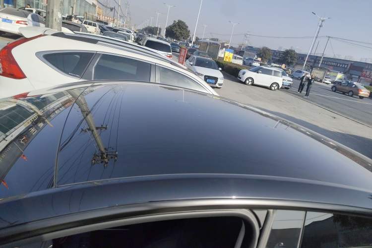 Used Tesla Model Y 2023 Long-Range All-Wheel-Drive Version