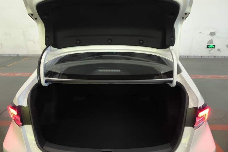 Used Toyota Corolla 2023 1.8L Smart Electric Hybrid Dual-Motor Pioneer Edition