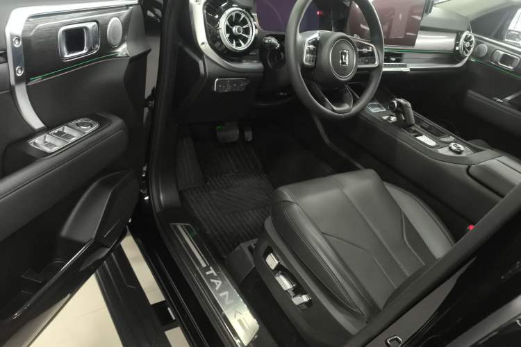 Used Tank 400 New Energy 2024 Hi4-T Off-Road Edition
