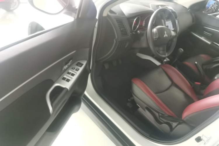 Used Mitsubishi ASX 2016 1.6L Manual Two-Wheel Drive Entry Version