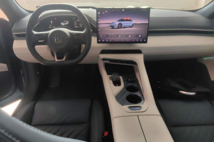 Used Zeekr 001 2025 YOU Edition 100 kWh All-Wheel Drive
