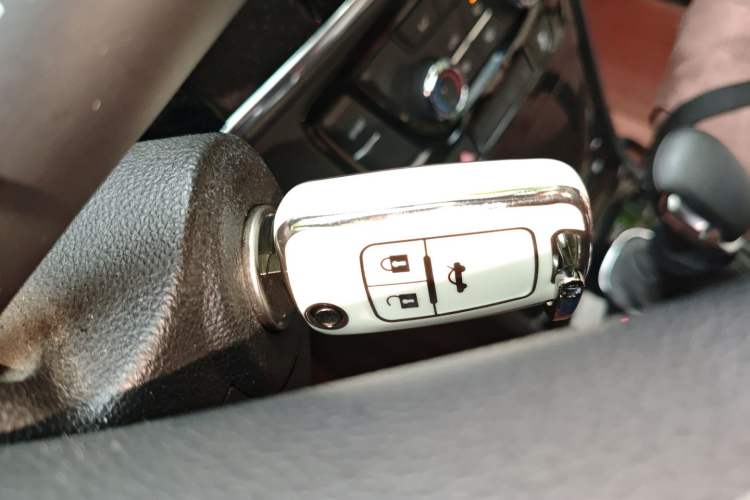 Used Buick Encore 2017 18T Automatic Two-Wheel Drive Urban Leading Model
