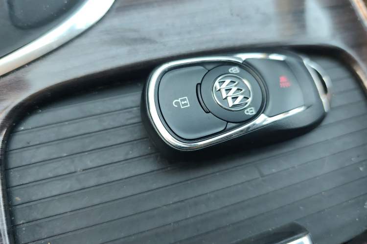 Used Buick Envision 2017 20T Two-Wheel Drive Elite Version