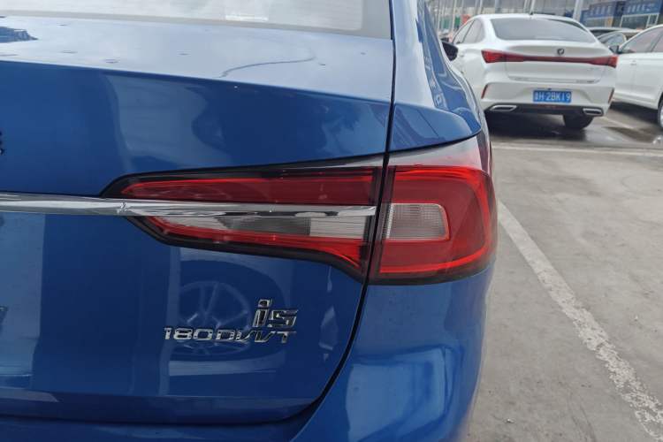 Used Roewe i5 2020 1.5L Manual 4G Connect Leehao Flagship Edition
