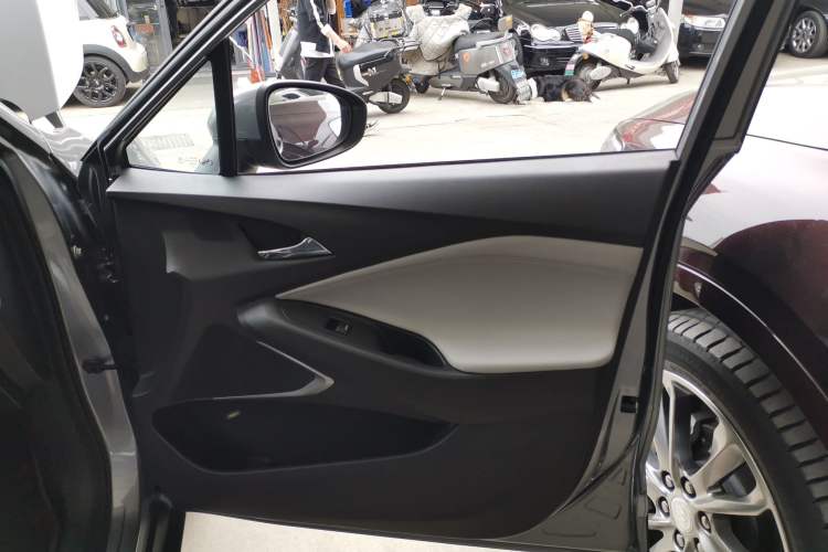 Used Chevrolet Orlando 2019 530T Automatic Luxury Edition (5-seat model) China VI
