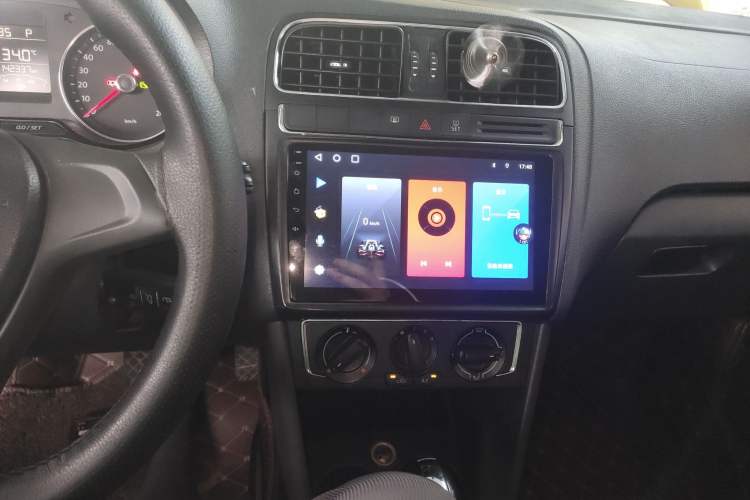 Used Volkswagen Polo 2014 1.6L Automatic Comfort Edition
