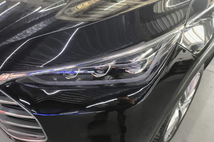 Used BYD Tang 2018 2.0T Automatic Smart Connect Prestige 7-Seater China V Standard