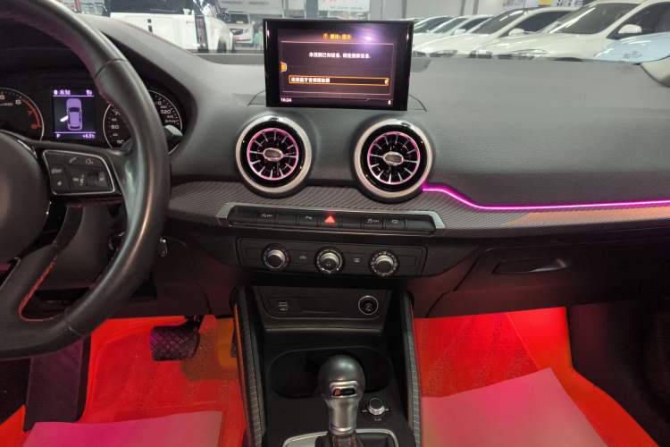 Used Audi Q2L 2022 35 TFSI Progressive Dynamic Edition