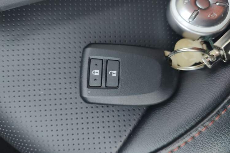 Used Toyota YARiS L 2022 X-Trail 1.5L CVT Luxury PLUS Edition