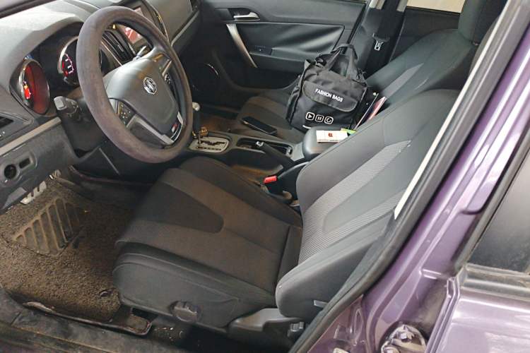 Used MG 5 2012 1.5L Automatic Luxury Edition
