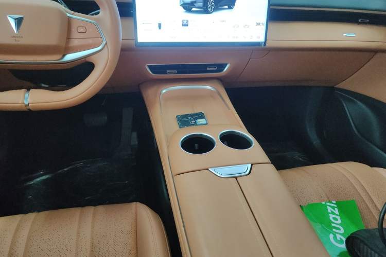 Used  S07 2024 215Max Qiankun Intelligent Driving ADS SE Range-Extended Version
