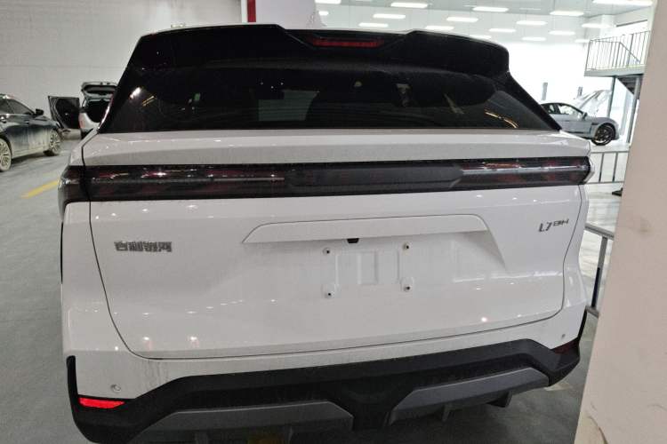 Used Geely Galaxy L7 2025 EM-i 115km Exploration Edition
