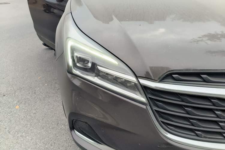 Used Buick Envision 2021 532T Two-Wheel-Drive Luxury Version
