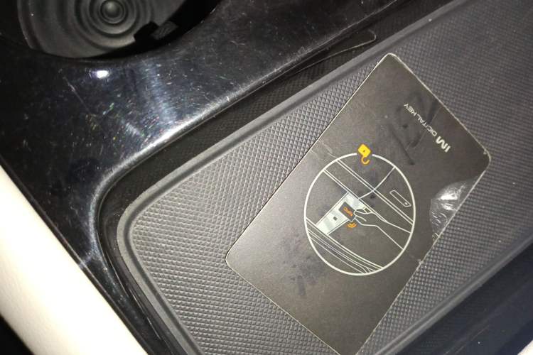 Used  LS7 2023 77 kWh Urban Fit Rear-Wheel Drive
