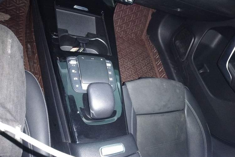 Used Mercedes-Benz A-Class 2020 Restyled A 200 L Sport Sedan Fashion Version