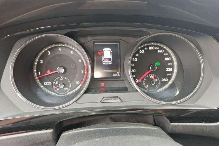 Used Volkswagen Tiguan L 2019 330TSI Automatic Two-Wheel Drive Smart Luxury Version China V Emission Standard