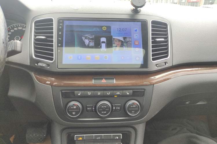 Used Volkswagen Sharan 2014 2.0 TSI Luxury Model
