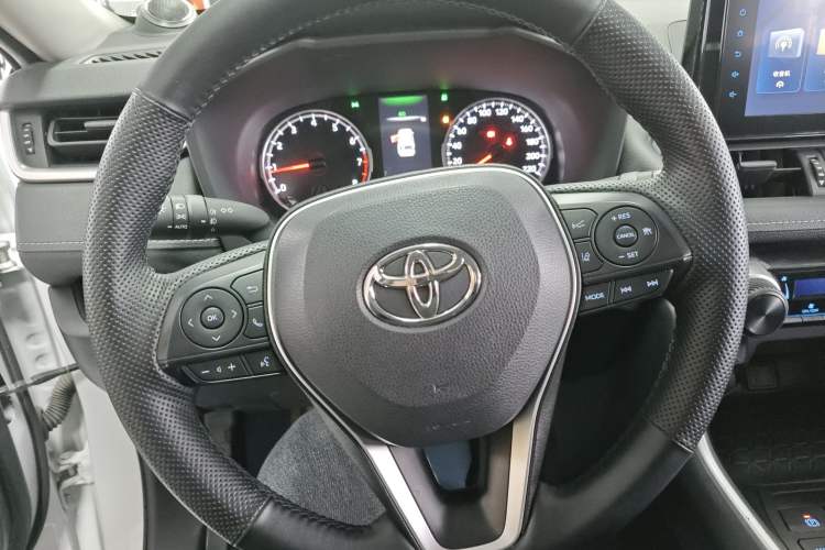 Used Toyota RAV4 2022 2.0L CVT Two-Wheel Drive Urban Edition