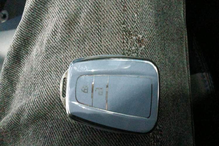 Used Toyota C-HR 2021 2.0L Luxury Edition
