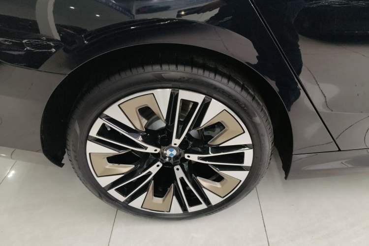 Used BMW 5 Series 2024 530Li Luxury Package Premium Edition