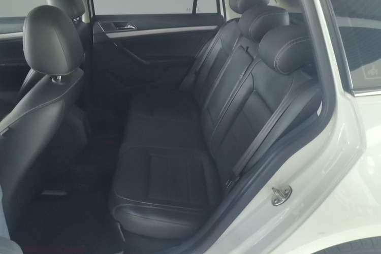 Used Volkswagen Gran Lavida 2015 1.6L Automatic Comfort Edition