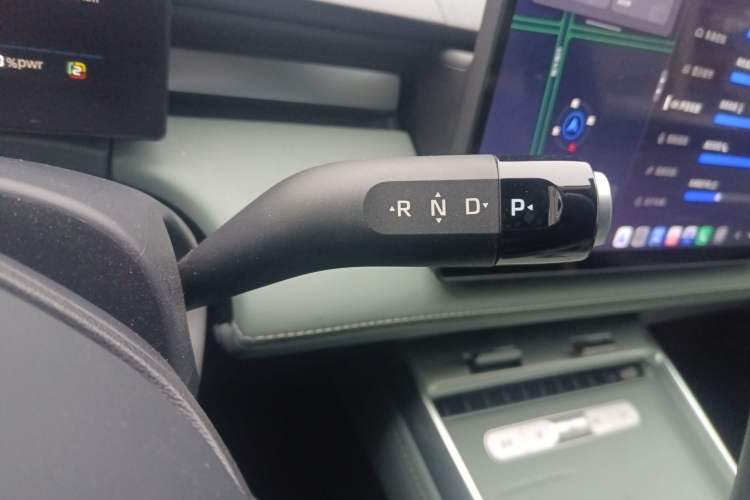 Used Roewe D6 2025 520km Smart Enjoyment Version
