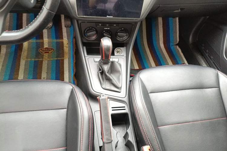 Used Volkswagen Lavida 2017 1.6L Automatic Fashion Edition