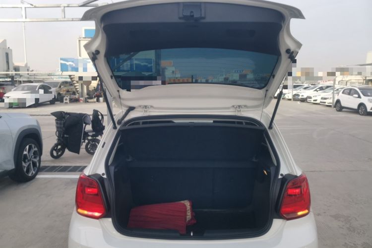 Used Volkswagen Polo 2016 1.4L Automatic Trendy Model
