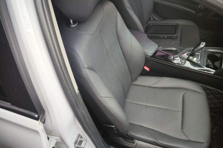 Used BMW 3 Series 2016 320Li Fashion Model
