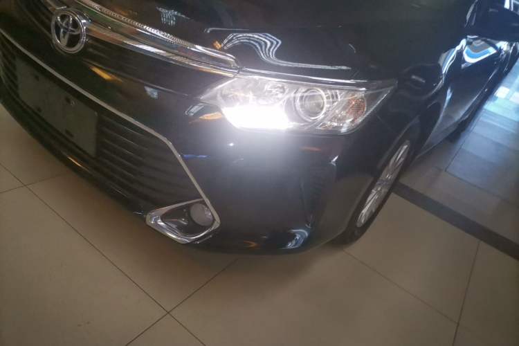 Used Toyota Camry 2016 2.0G 10th Anniversary Leading Edition
