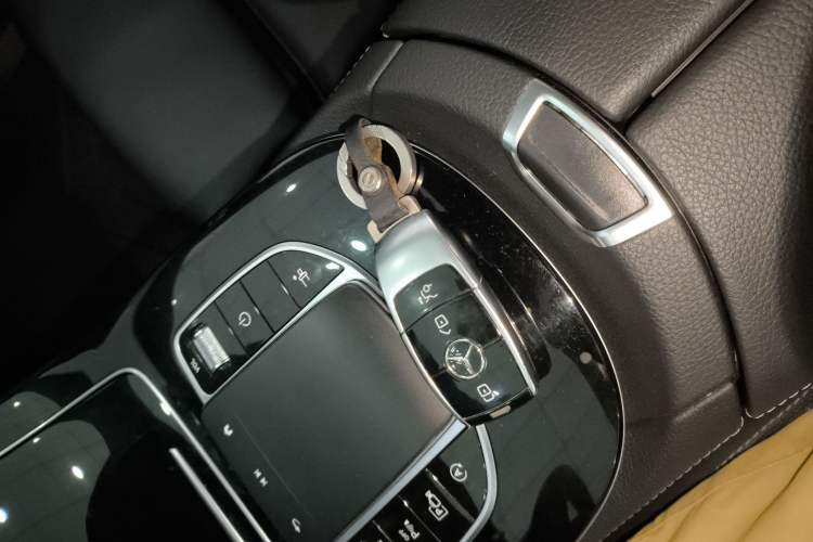 Used Mercedes-Benz E-Class 2021 E 260 Coupe
