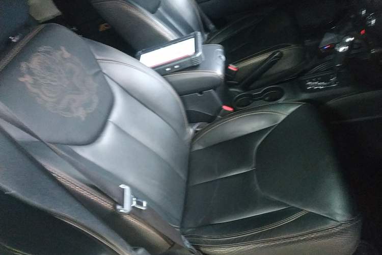 Used  Wrangler 2014 3.6L Longteng Collection Edition
